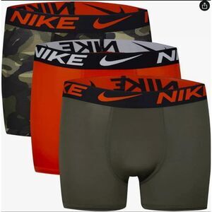 Nike Dri-FIT Essential Micro Youth Boxer Briefs 3-Pack Black Red Camo Youth M